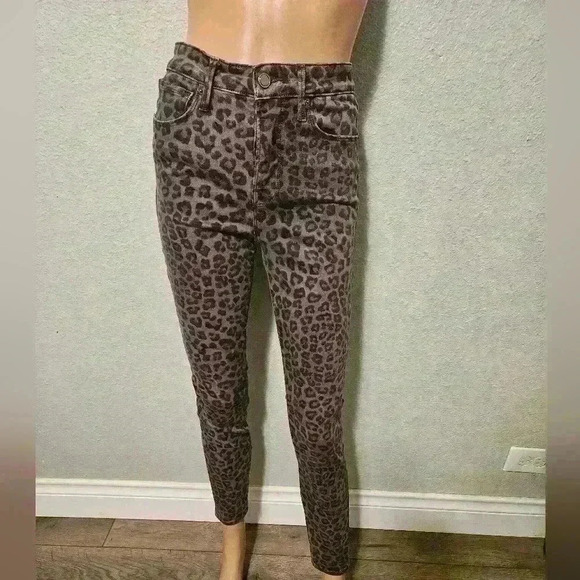 Good American Good Legs - Picture 2 of 5